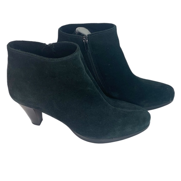 La CANADIENNE Dark Suede Ankle Boots - Picture 1 of 7